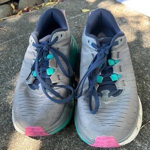 HOKA tennis shoes women’s 9.5